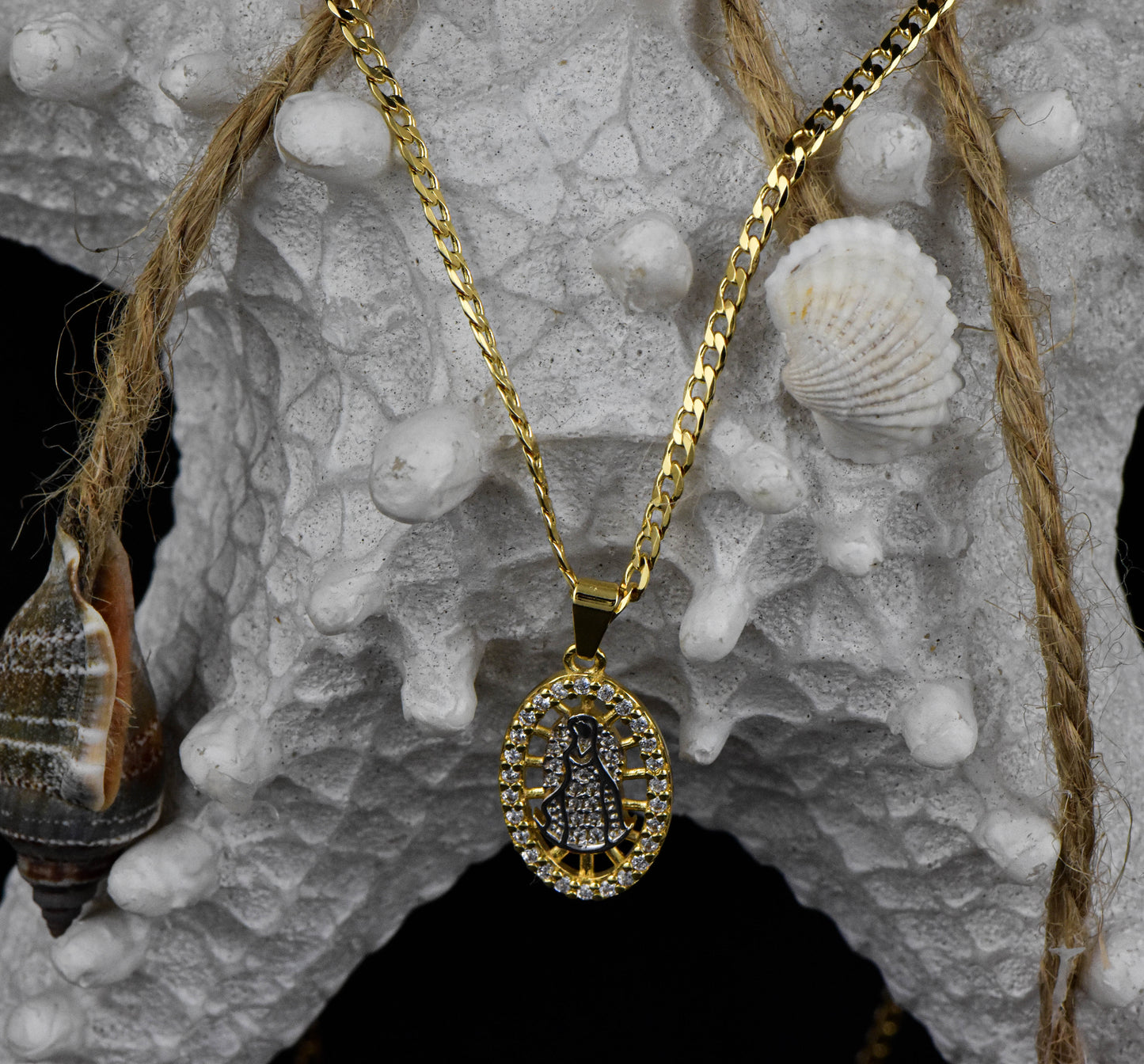 Cadena Cubana Diamantada 45cms + Colgante Guadalupe Swaroski