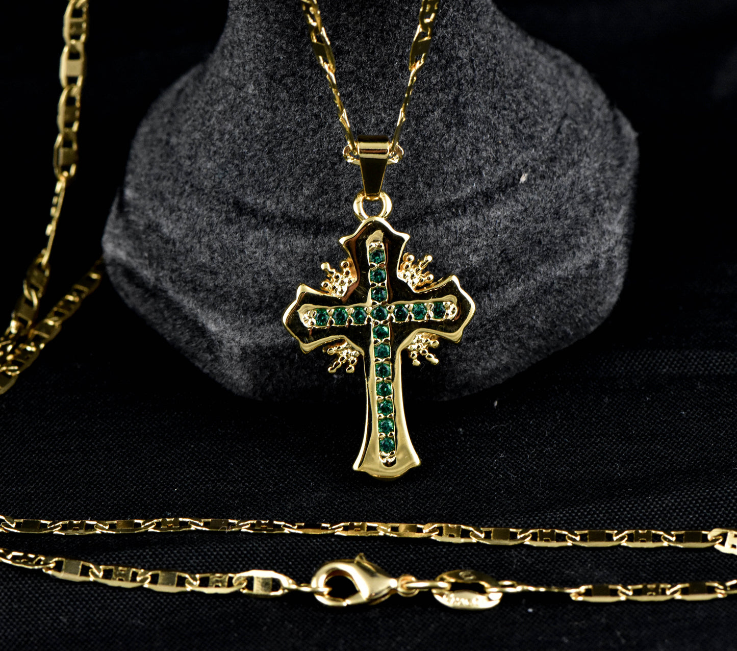 Cadena Cubana Plana en H 65cms + Colgante Cruz Sagrada Circonia Verde