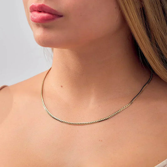 Cadena Grabada Mujer