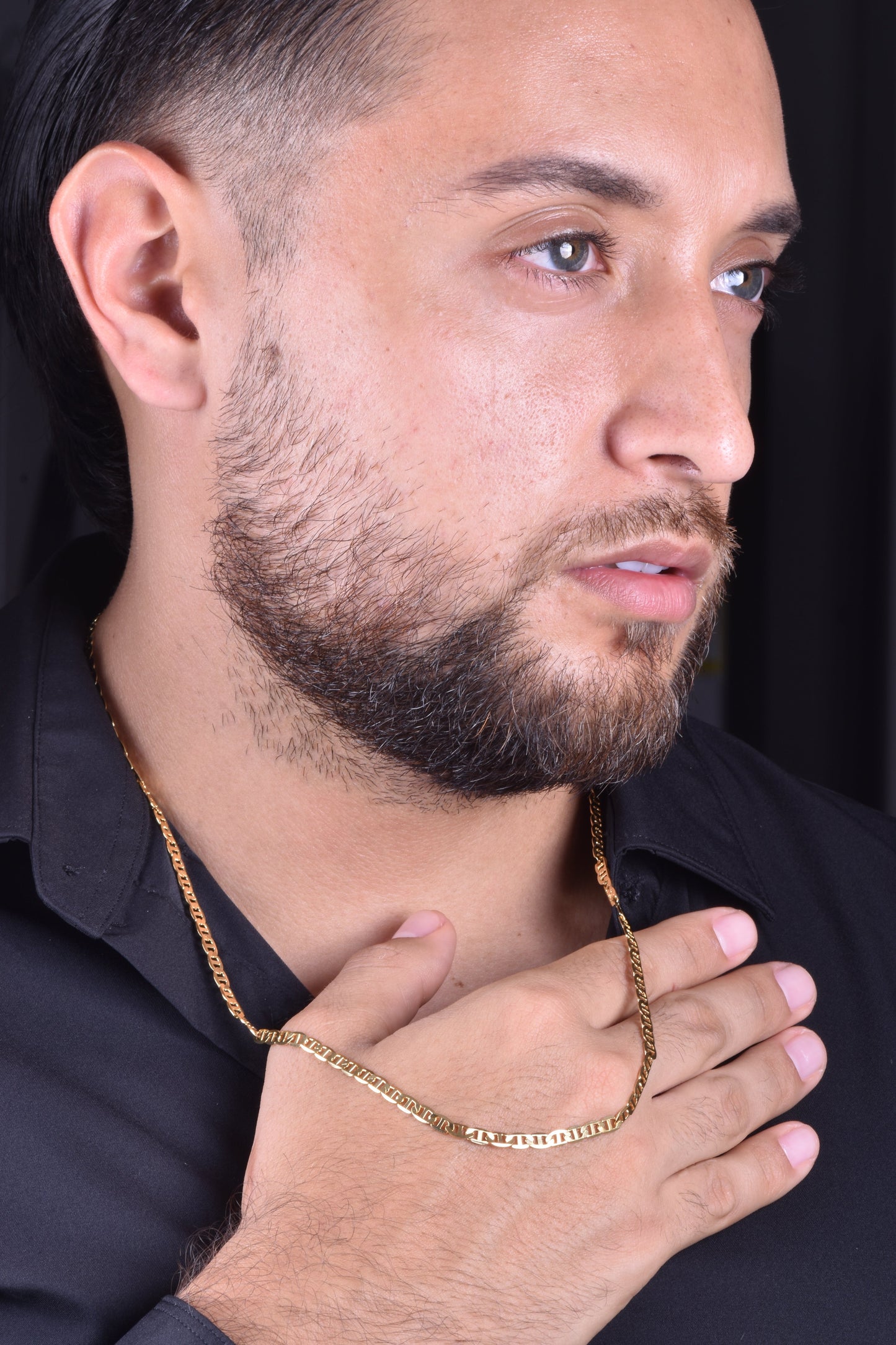 Cadena Escalera Hombre