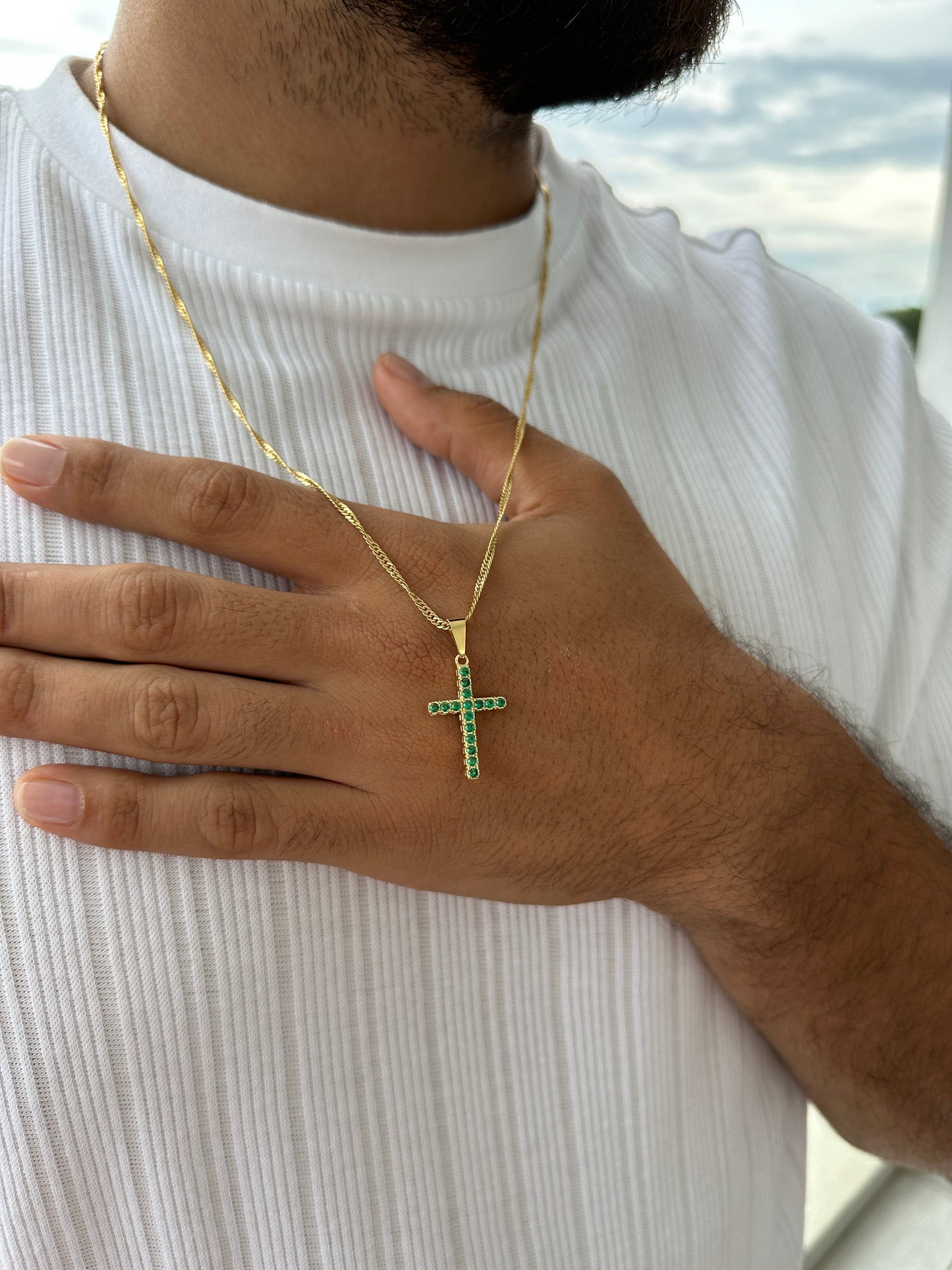 Cadena Singapur 65cm + Colgante Cruz Piedras