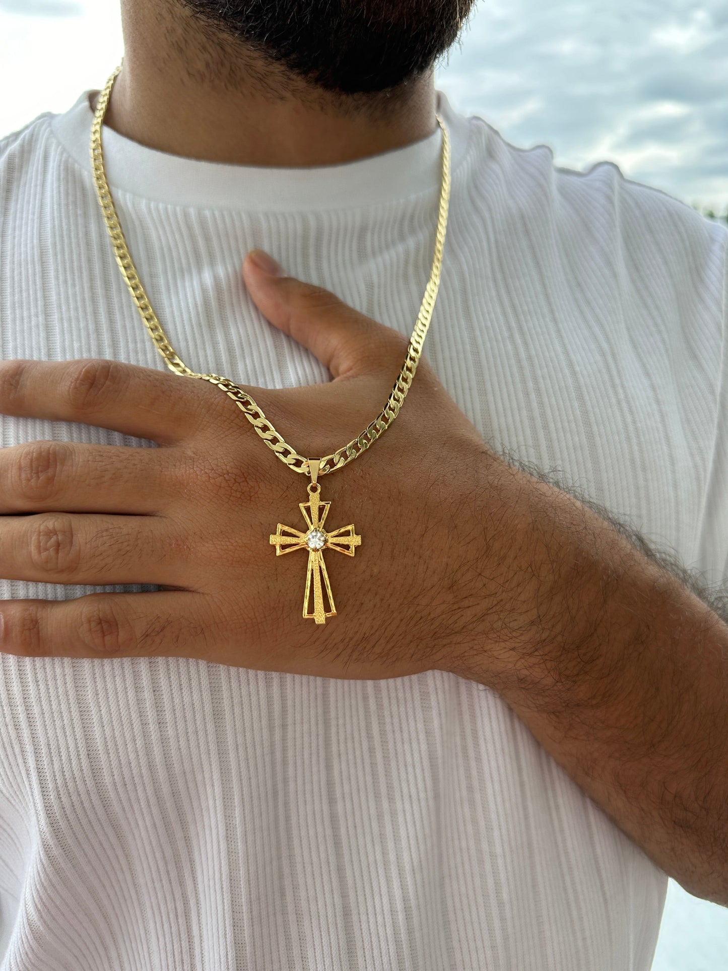 Cadena Cubana + Dije Cruz Piedra