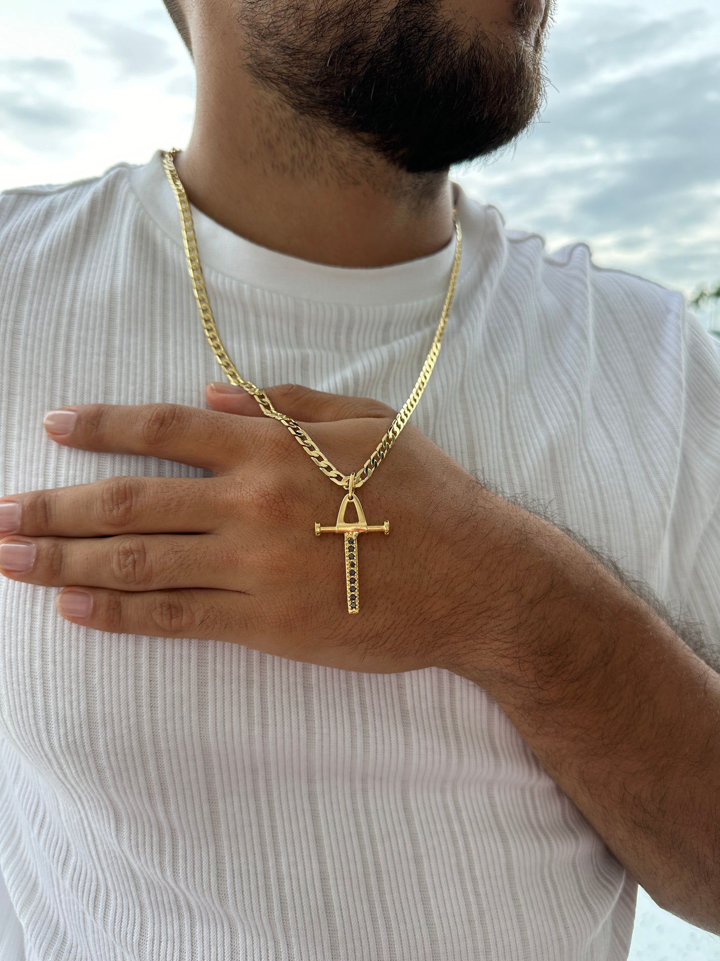 Cadena Cubana + Dije Cruz Pendulo