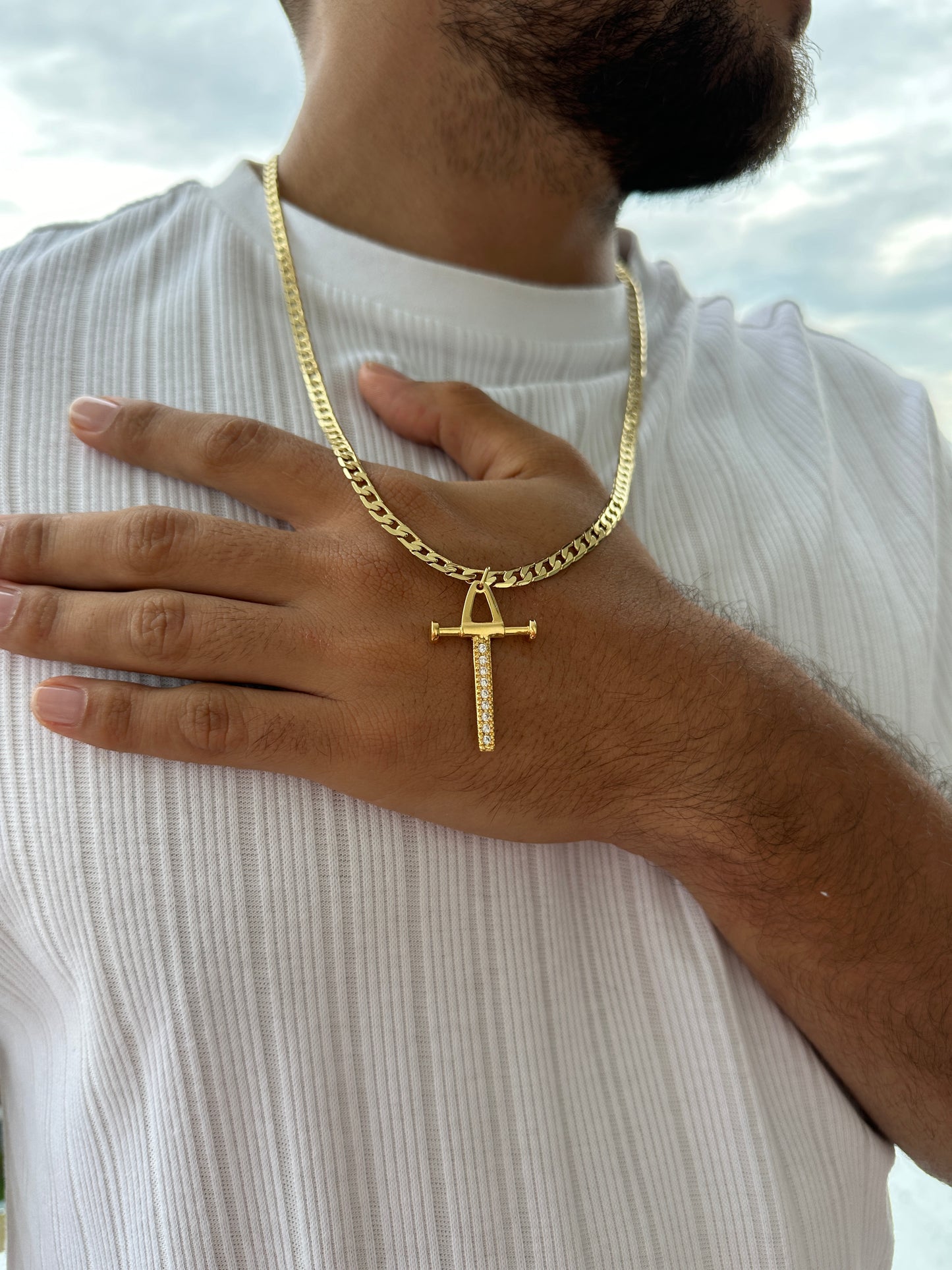 Cadena Cubana + Dije Cruz Pendulo