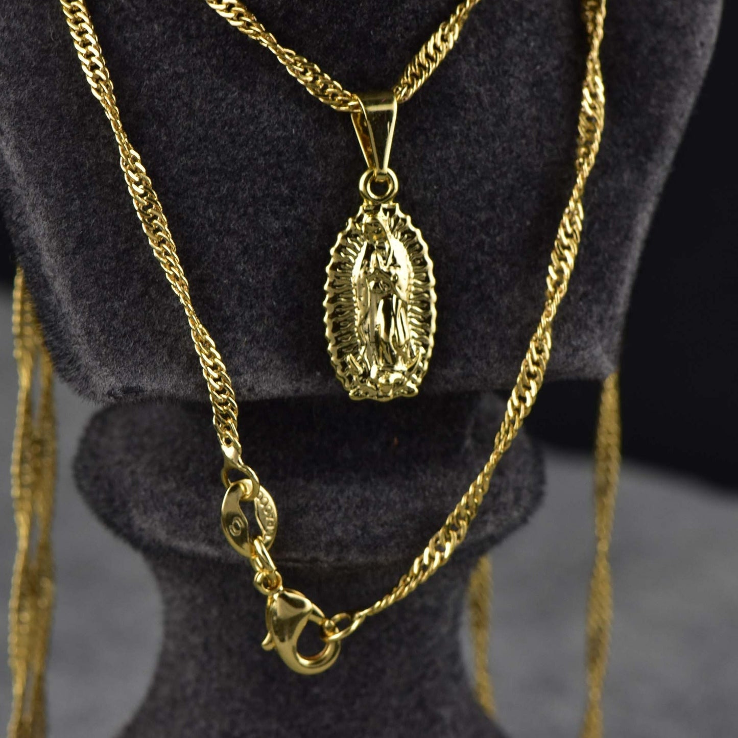 Cadena Singapur 65cm + Colgante Virgen Guadalupe Tallada